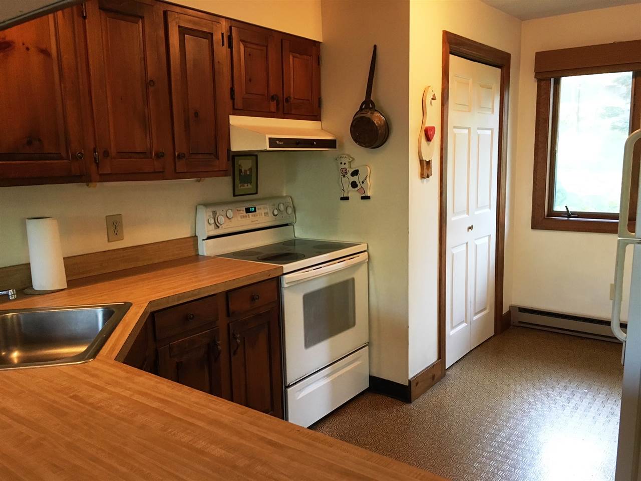 350 Lyman Batcheller Road, Unit E Hartford, VT 05059 - Photo 6 of 14 Gallery Image 6