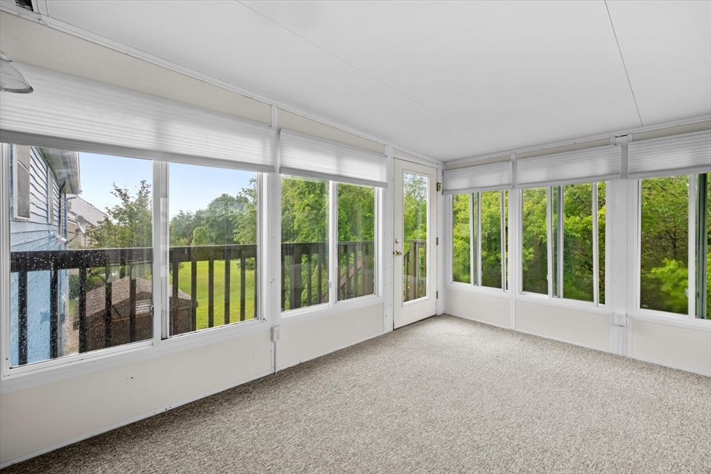 27 Mooney Road Salem, MA 01970 - Photo 17 of 38 Gallery Image 17
