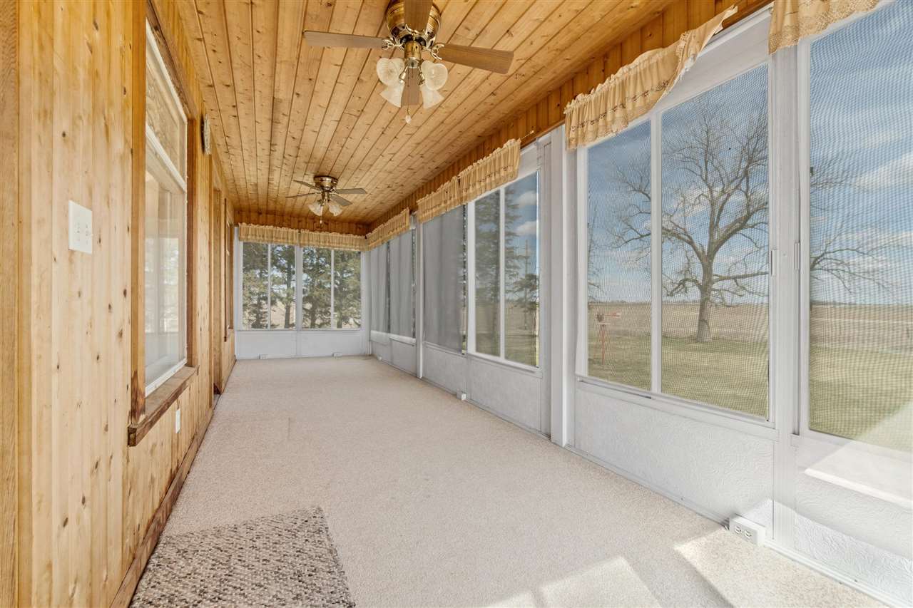 4581 Johnson Cedar Road Southeast West Liberty, IA 52776 - Photo 27 of 48 Gallery Image 27