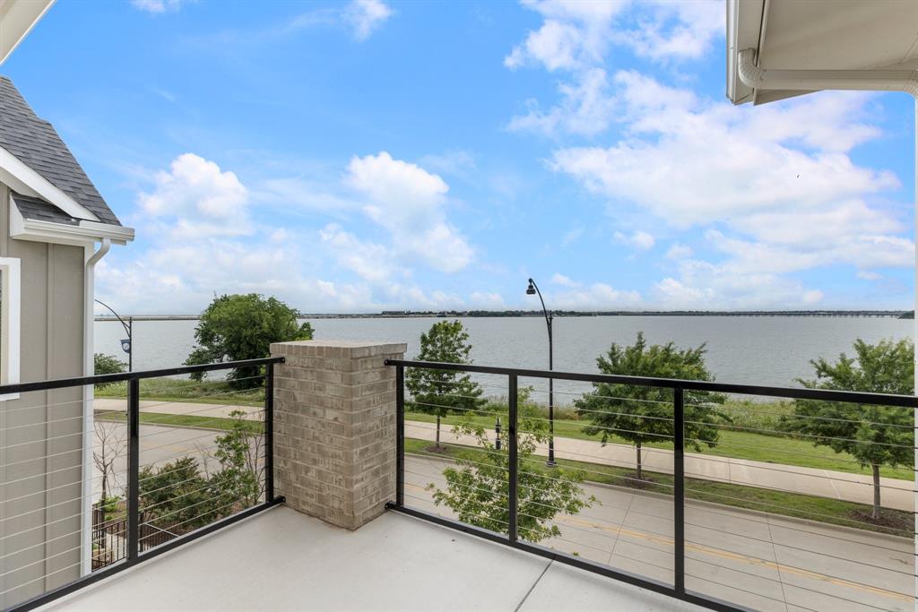 7013 Sunset Boulevard Rowlett, TX 75088 - Photo 1 of 1 a view of a terrace