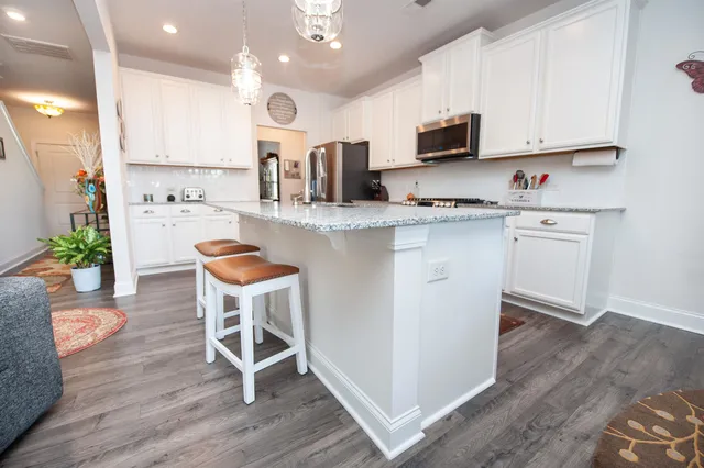 $430,000 | 282 Braselton Street, Duncan, SC 29651