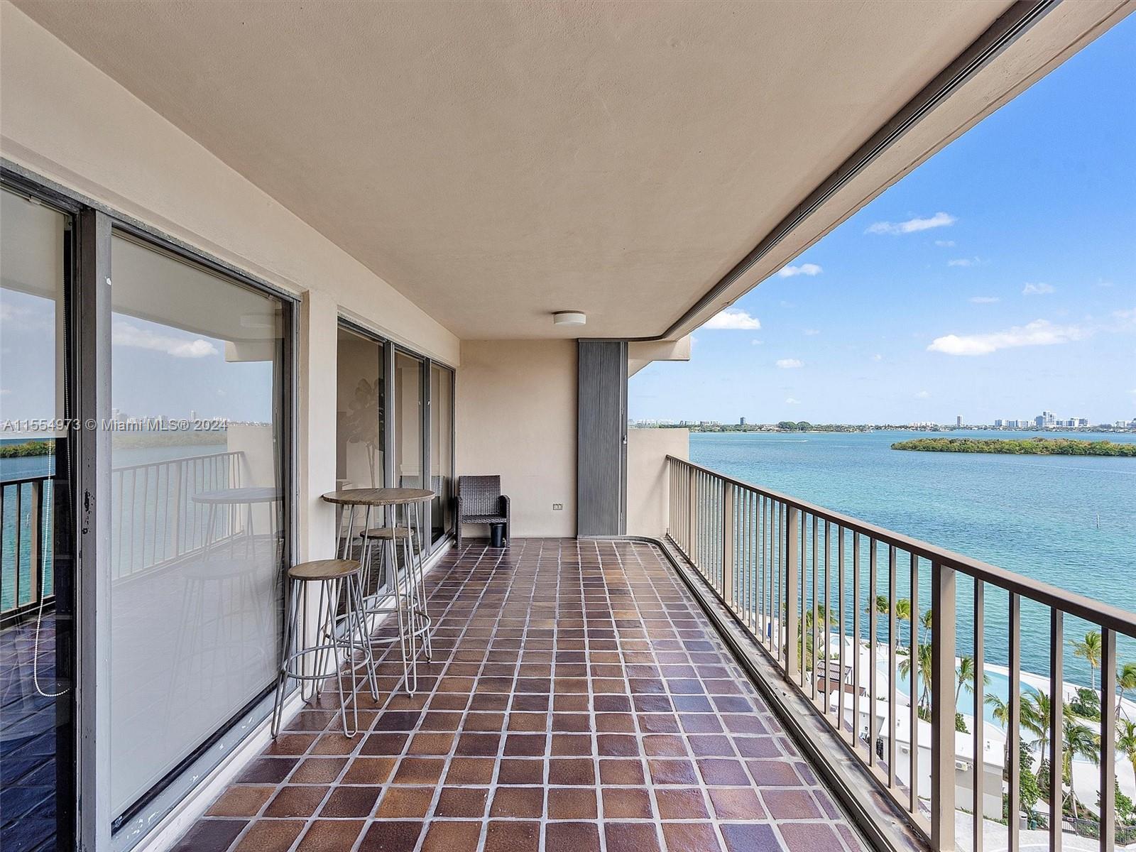 1800 Northeast 114th St Unit 1207  