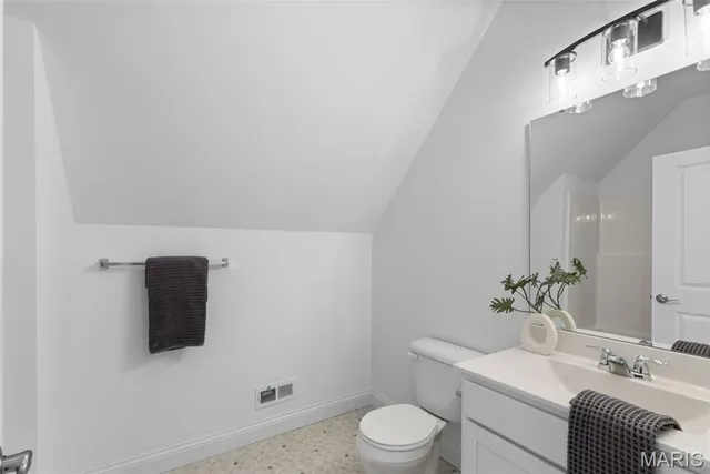 $235,000 | 3910 Walsh Street, St. Louis, MO 63116