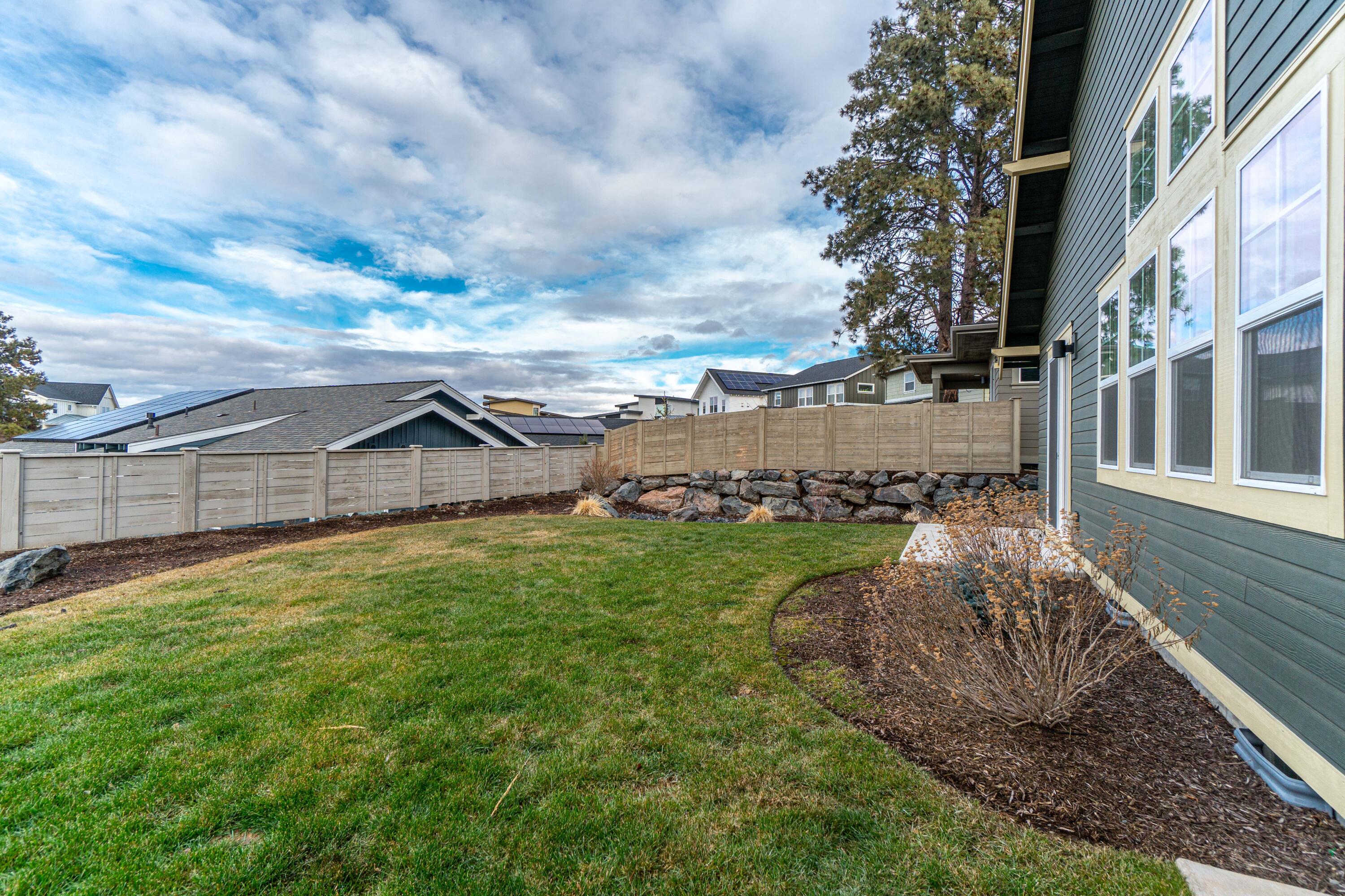 60102 Southeast Ruby Peak Loop Bend, OR 97702 - Photo 24 of 33 44