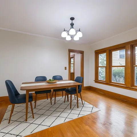 $375,000 | 215 North Oak Avenue, Bartlett, IL 60103