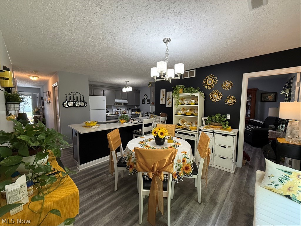 3975 Mallard Perry, OH 44081 - Photo 7 of 21 Gallery Image 7
