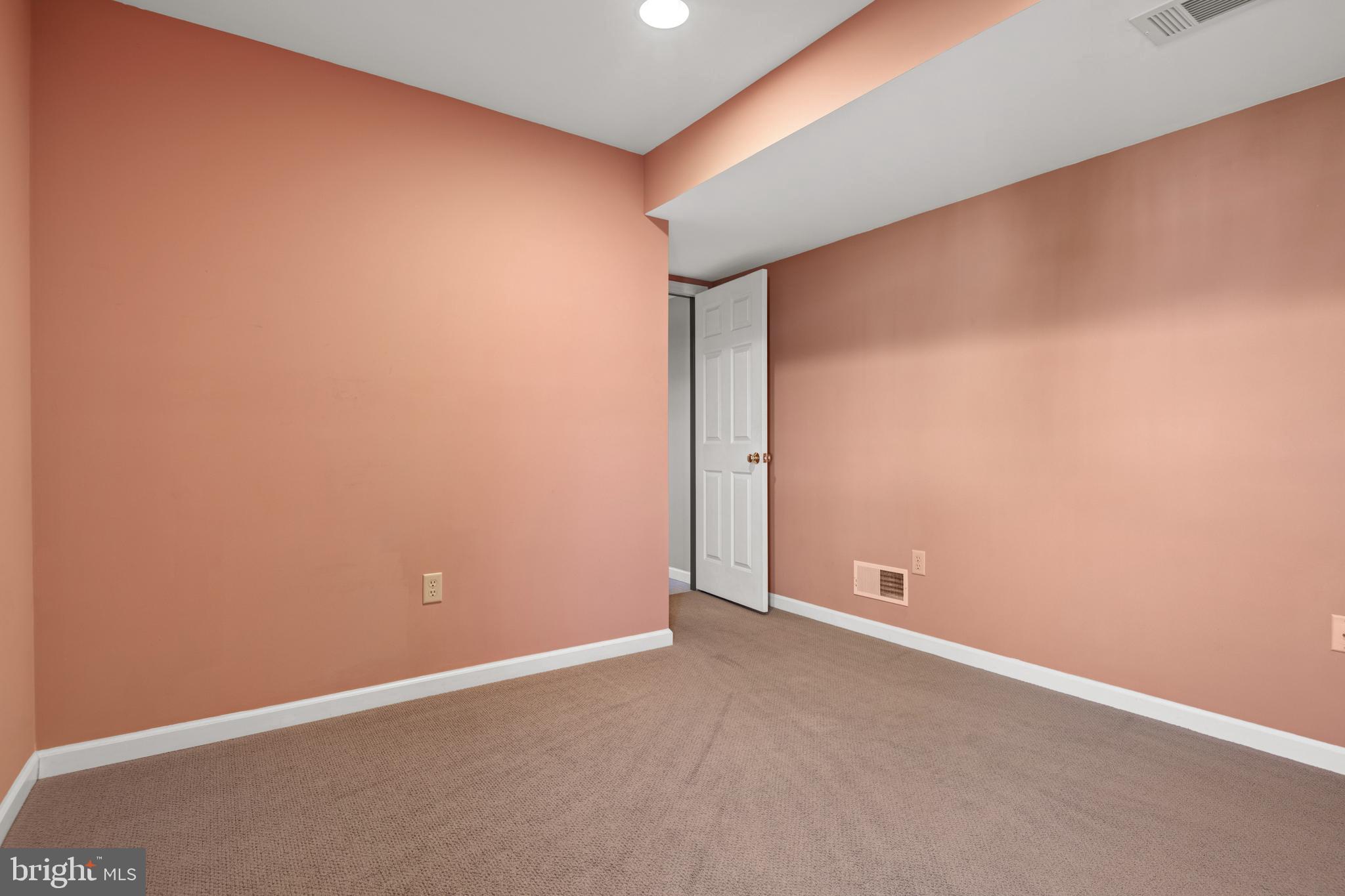 16 Pebble Creek Drive Lititz, PA 17543 - Photo 25 of 37