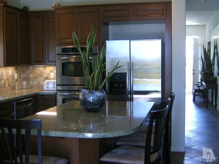 359 Lakeview Court Oxnard, CA 93036 - Photo 10 of 15 Additional Photo
