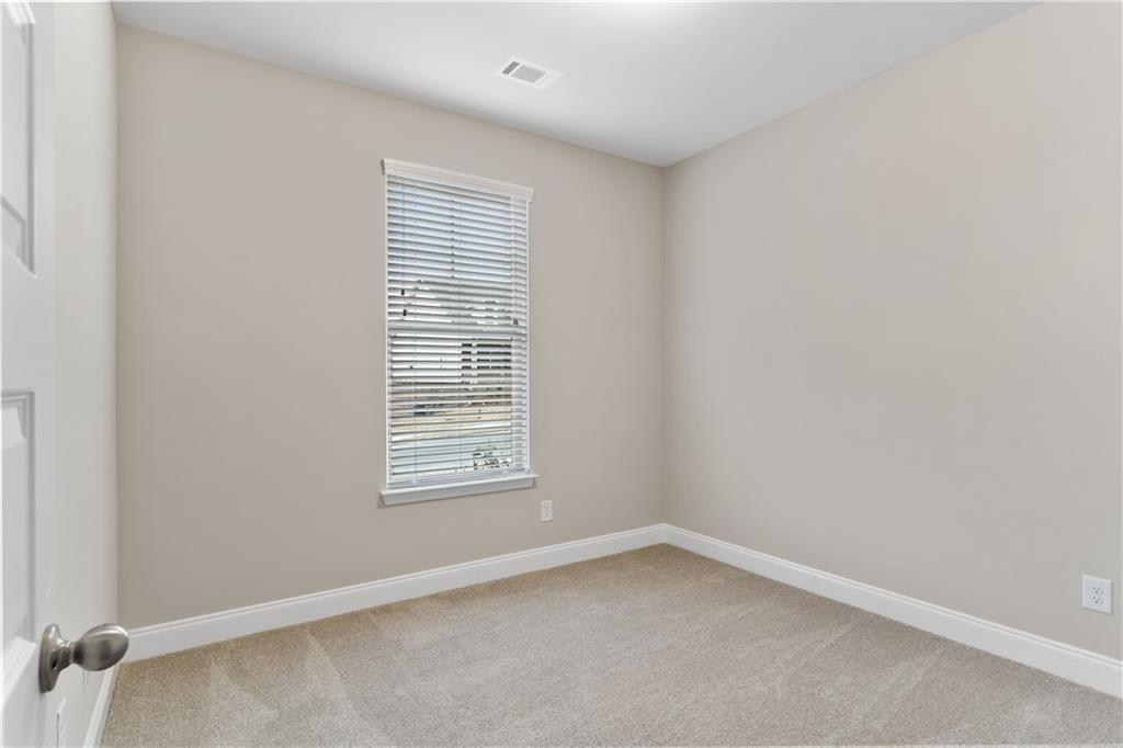 5984 Spring Way Lithonia, GA 30038 - Photo 7 of 25