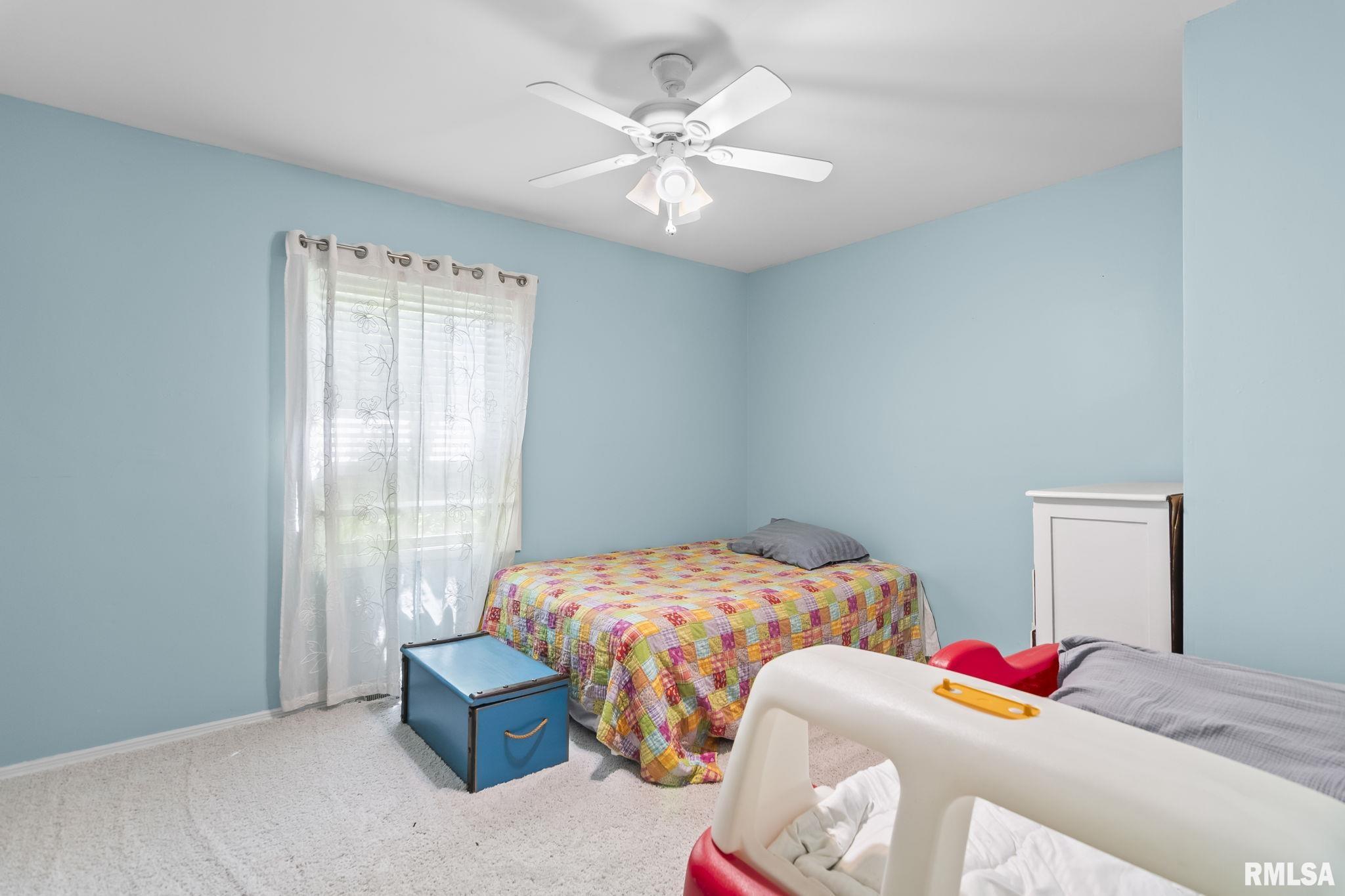 2828 Crown Point Springfield, IL 62704 - Photo 32 of 53