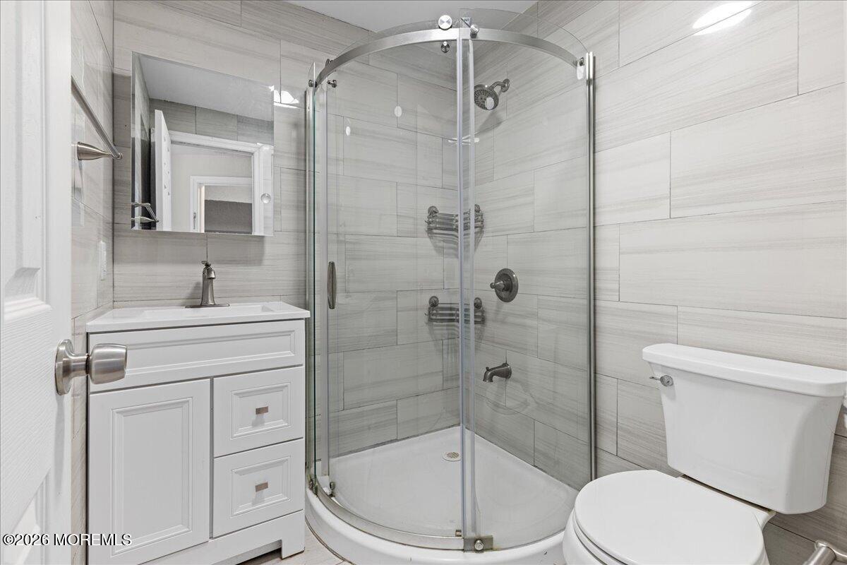 20 Weldon Road Matawan, NJ 07747 - Photo 17 of 42 17-Weldon_Rd-017