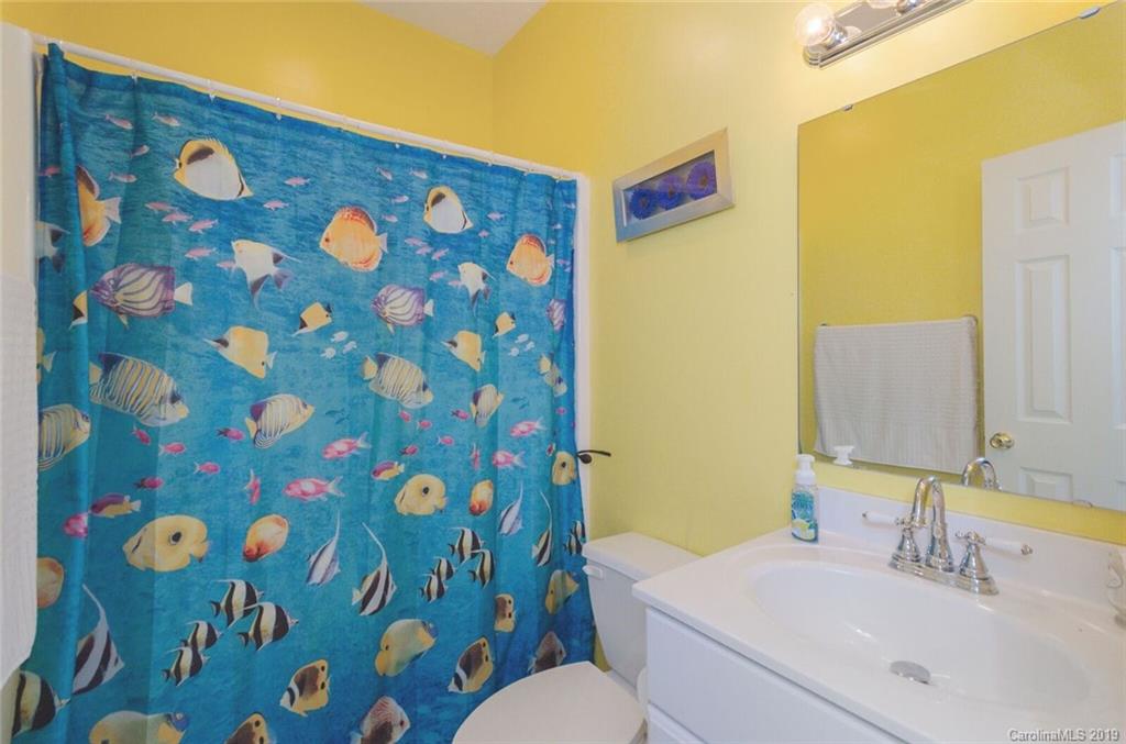 4501 Cove Loop Road Hendersonville, NC 28739 - Photo 17 of 25 Gallery Image 17