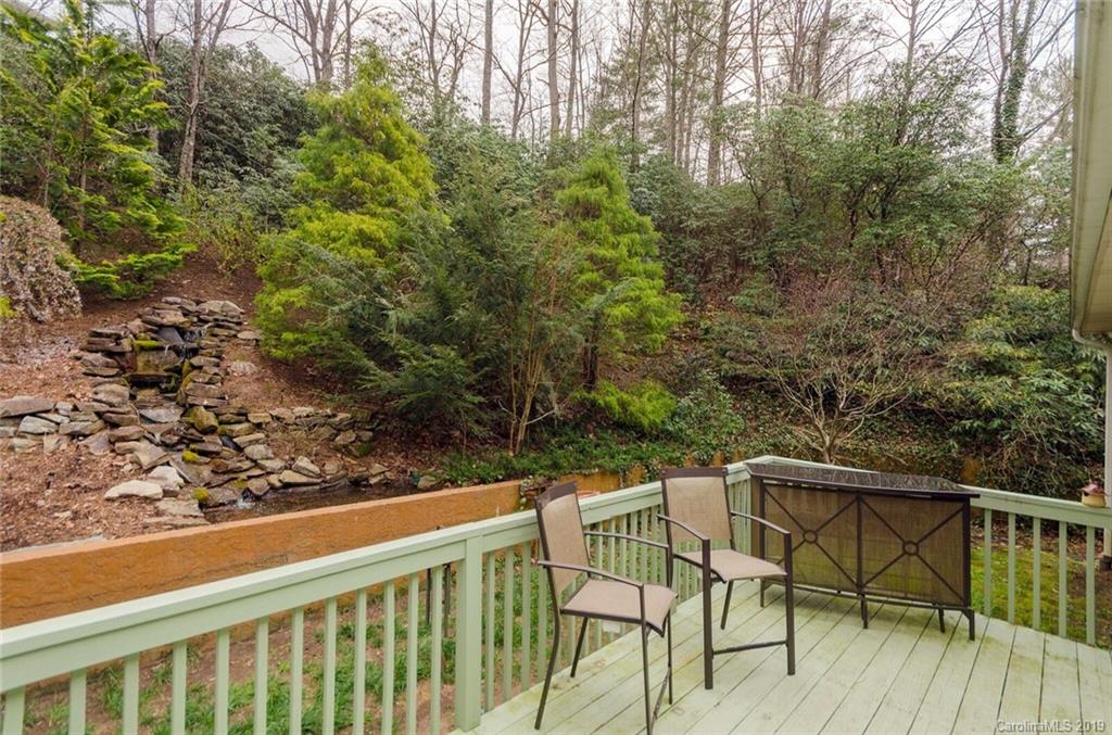 4501 Cove Loop Road Hendersonville, NC 28739 - Photo 3 of 25 Gallery Image 3