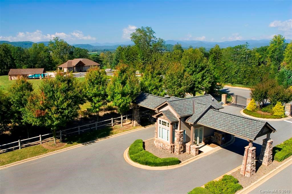 4501 Cove Loop Road Hendersonville, NC 28739 - Photo 21 of 25 Gallery Image 21
