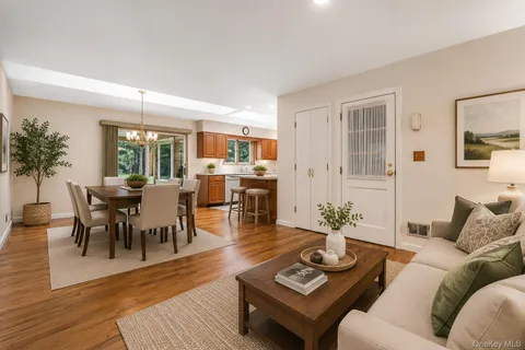 $659,000 | 2872 Brookfield Drive, Yorktown Heights, NY 10598