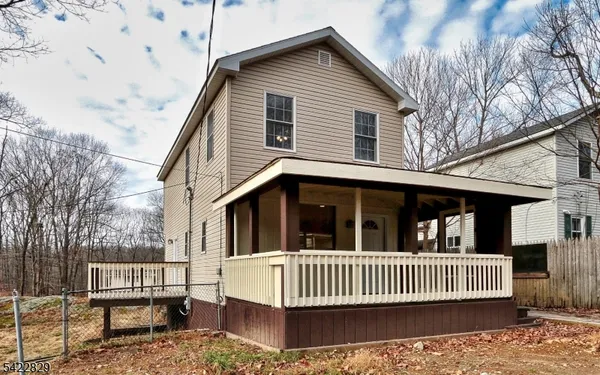 $2,500 | 422 Brown Trail, Hopatcong, NJ 07843