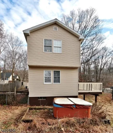 $2,500 | 422 Brown Trail, Hopatcong, NJ 07843