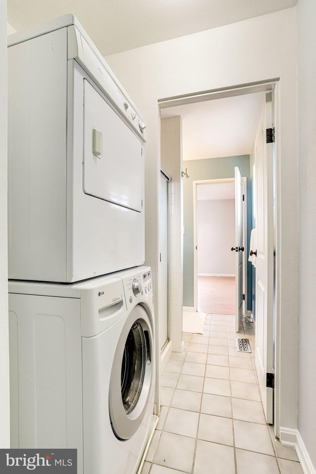 221 West Ash Road Sterling, VA 20164 - Photo 23 of 28 Laundry Room