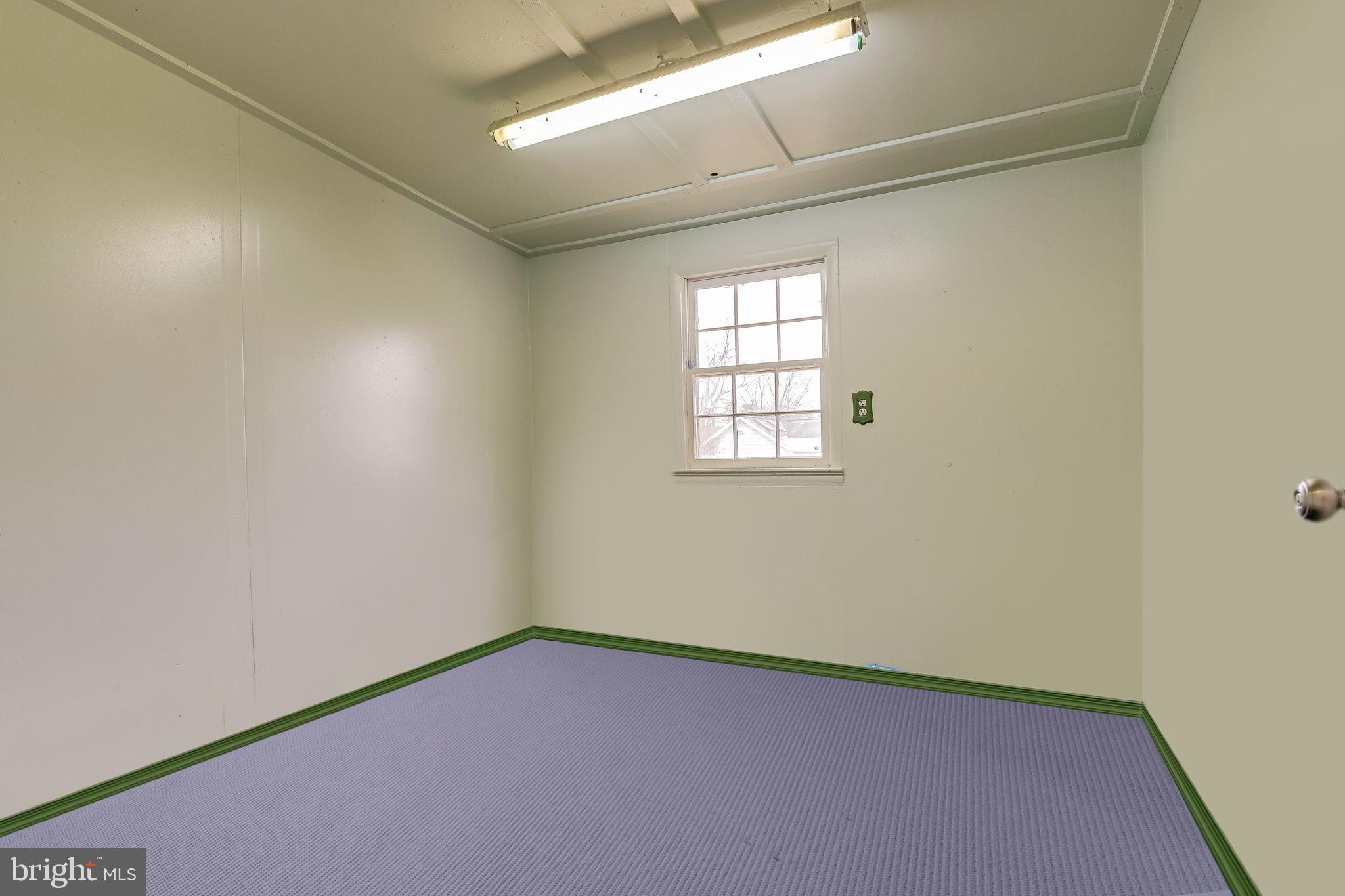 221 West Ash Road Sterling, VA 20164 - Photo 24 of 28 Extra Storage Room