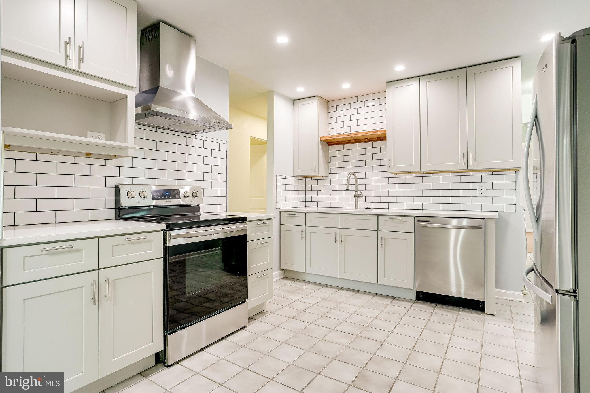 Gourmet Renovated (2021) Kitchen