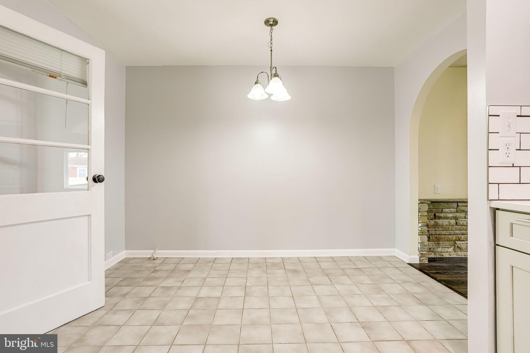 221 West Ash Road Sterling, VA 20164 - Photo 10 of 28 Dining Room