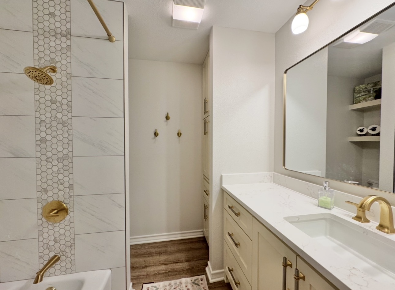 203 East 11th Street Elgin, TX 78621 - Photo 23 of 40