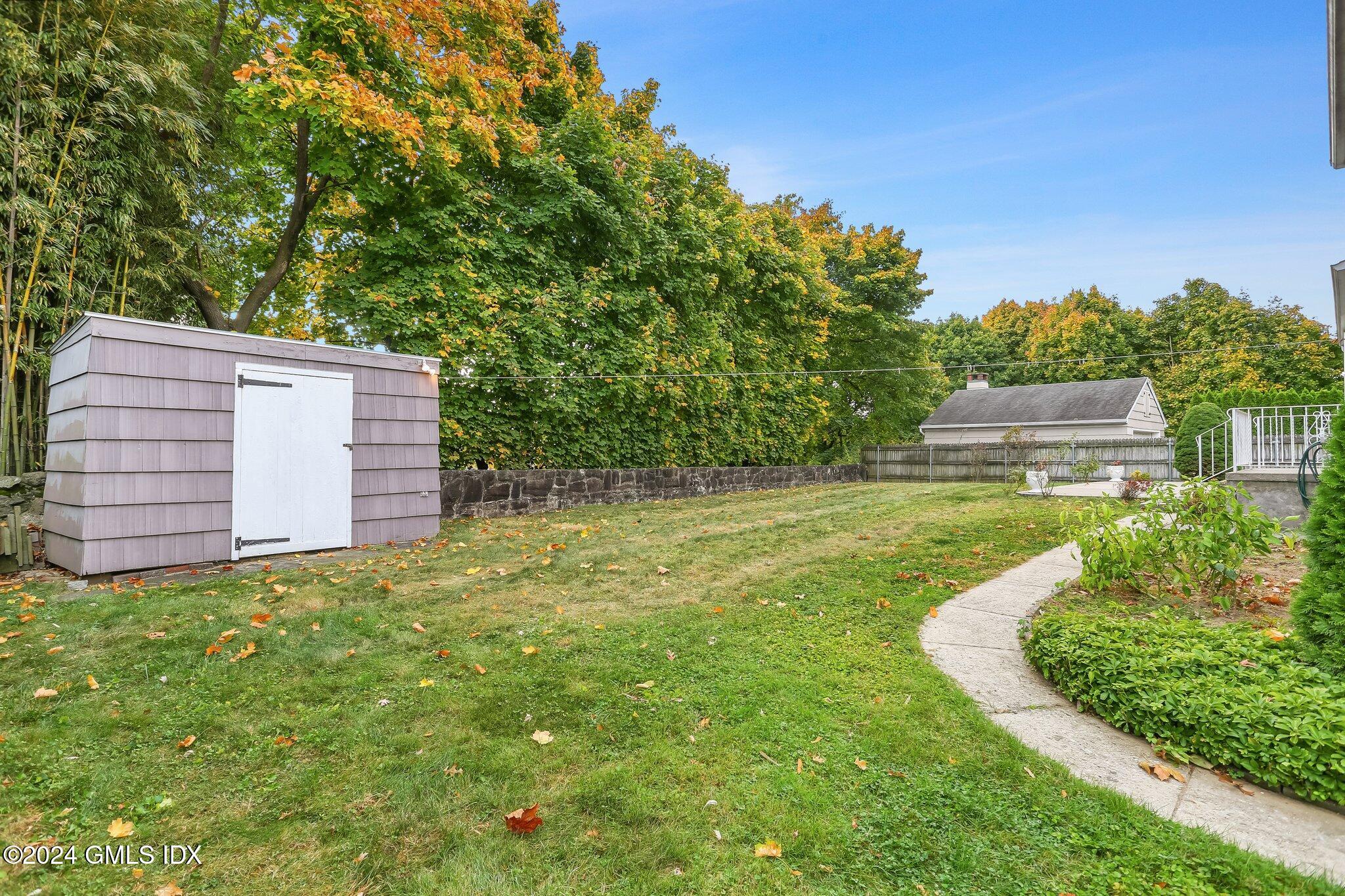 20 Norias Road Greenwich, CT 06830 - Photo 33 of 40 a view of a back yard