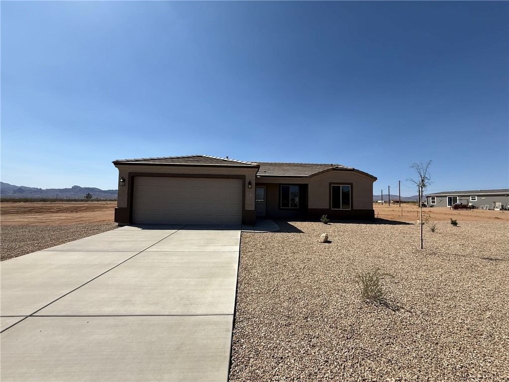 397 South Lochiel Road Golden Valley, AZ 86413 - Photo 1 of 1 Front of Structure