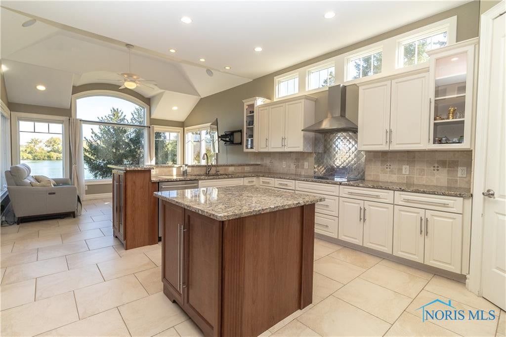 2935 Quarry Road Maumee, OH 43537 - Photo 13 of 50 Gallery Image 13