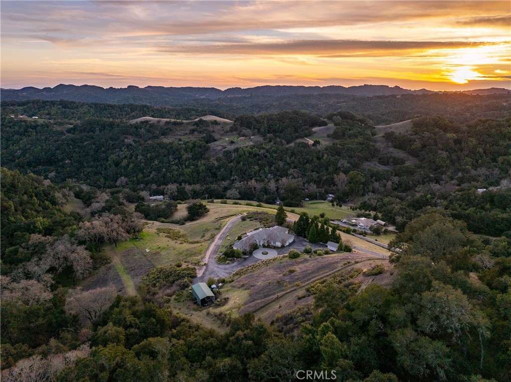 4342 Shadow Canyon Road Templeton, CA 93465 - Photo 11 of 74 Gallery Image 11