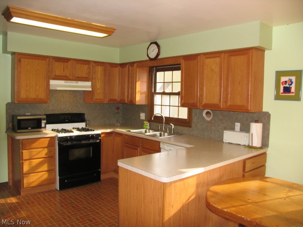 36513 Capel Road Grafton, OH 44044 - Photo 10 of 25 Gallery Image 10