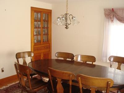 212 Bridges Road Williamstown, MA 01267 - Photo 4 of 6 Dining room