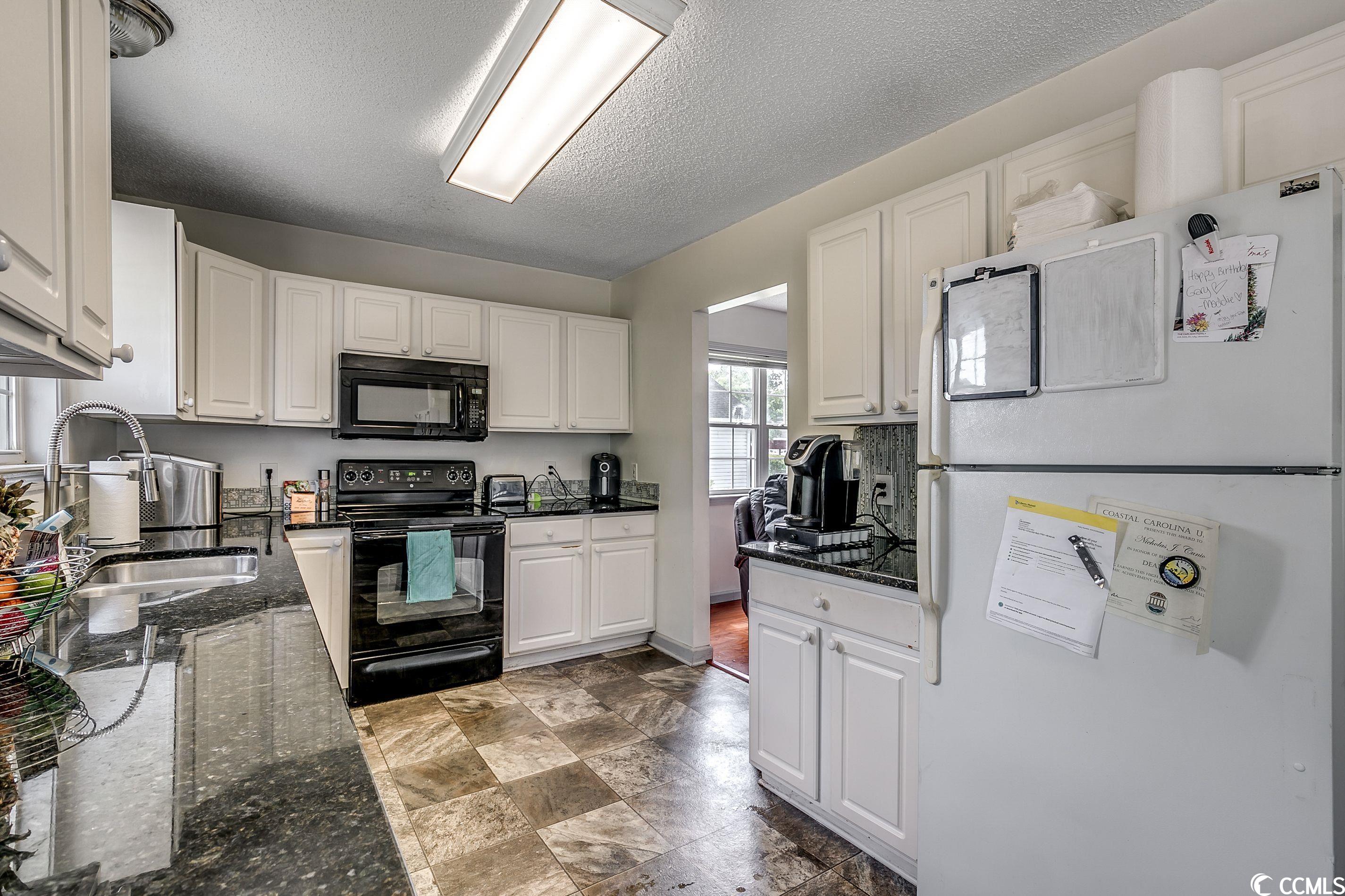 109 Furman Circle Conway, SC 29526 - Photo 7 of 30