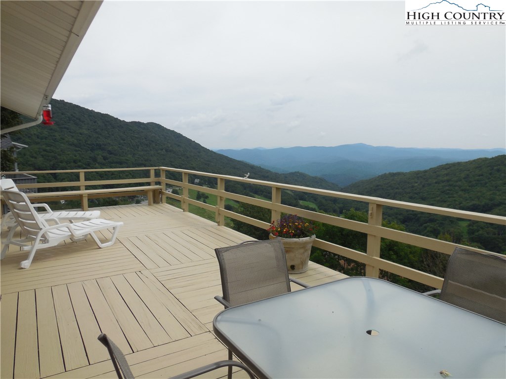 441 Skiview Road Seven Devils, NC 28604 - Photo 18 of 26 Gallery Image 18
