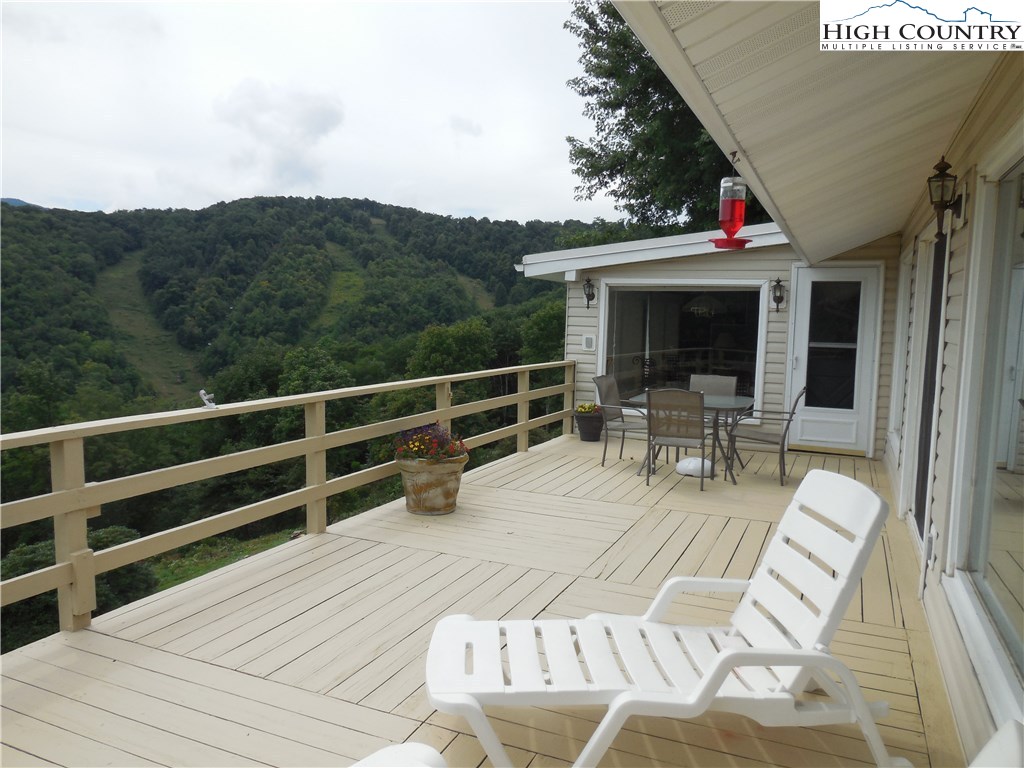 441 Skiview Road Seven Devils, NC 28604 - Photo 22 of 26 Gallery Image 22