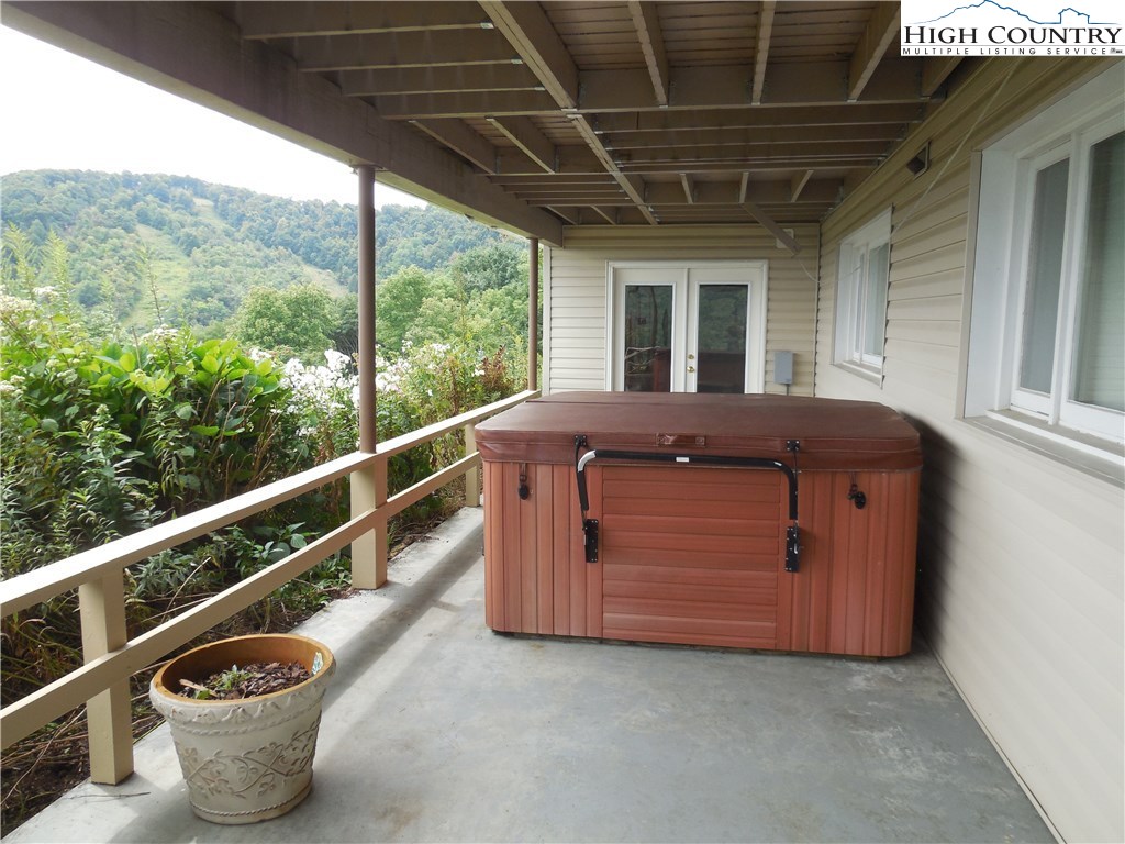 441 Skiview Road Seven Devils, NC 28604 - Photo 25 of 26 Gallery Image 25
