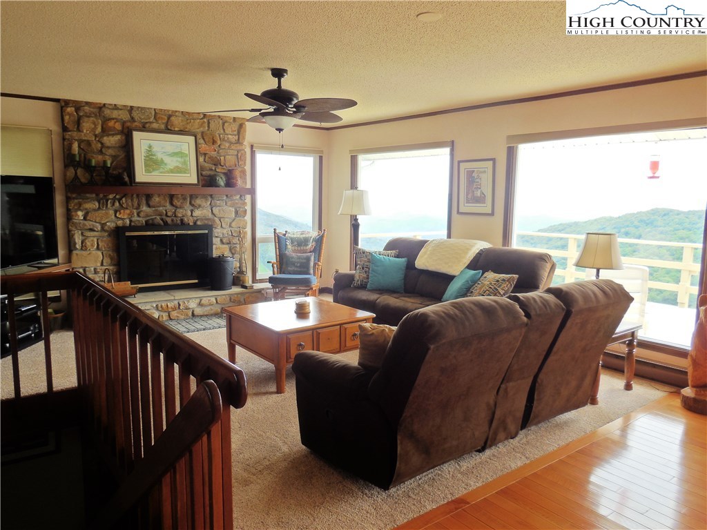 441 Skiview Road Seven Devils, NC 28604 - Photo 7 of 26 Gallery Image 7