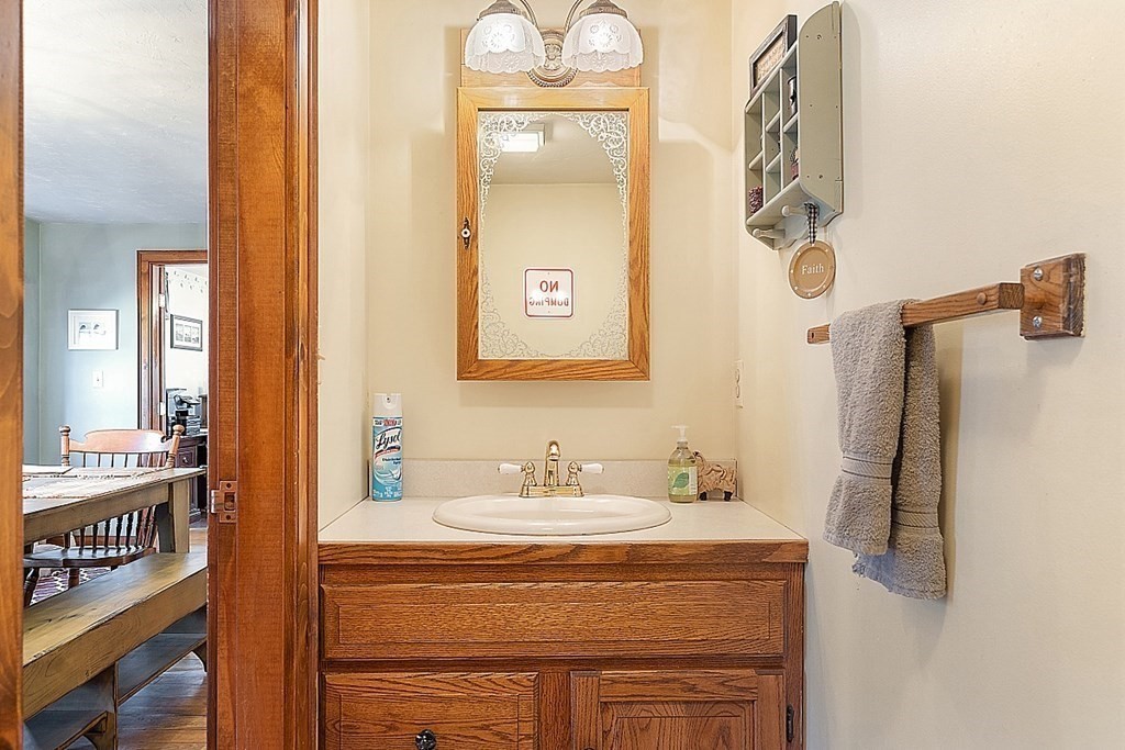 993 Partridgeville Road Athol, MA 01331 - Photo 5 of 41 Gallery Image 5