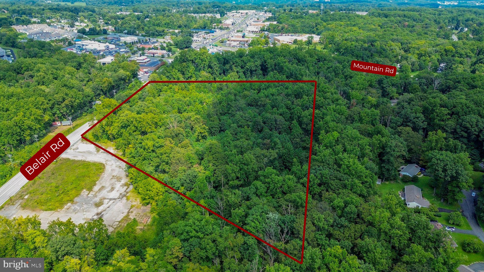 ALL PROPERTY LINES ARE ESTIMATED