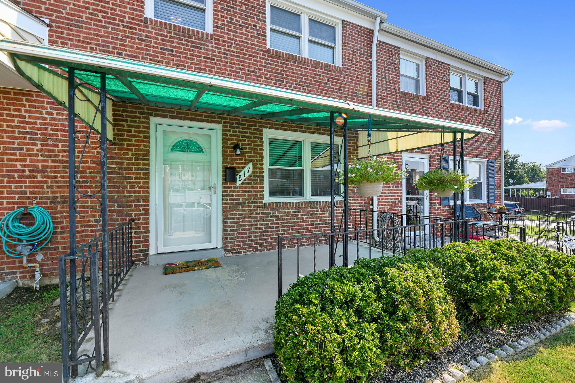 817 Lannerton Road Baltimore, MD 21220 - Photo 2 of 18 Covered front porch