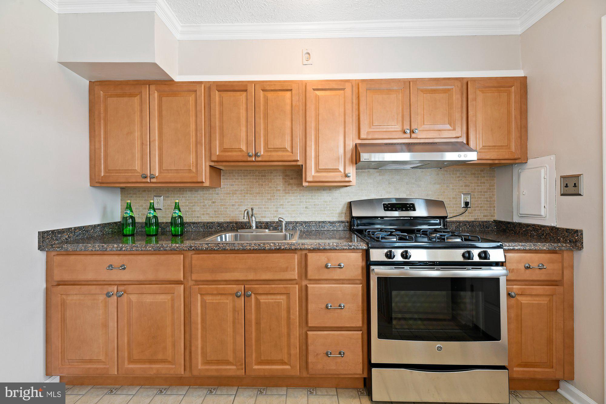 817 Lannerton Road Baltimore, MD 21220 - Photo 8 of 18 Kitchen recently remodeled