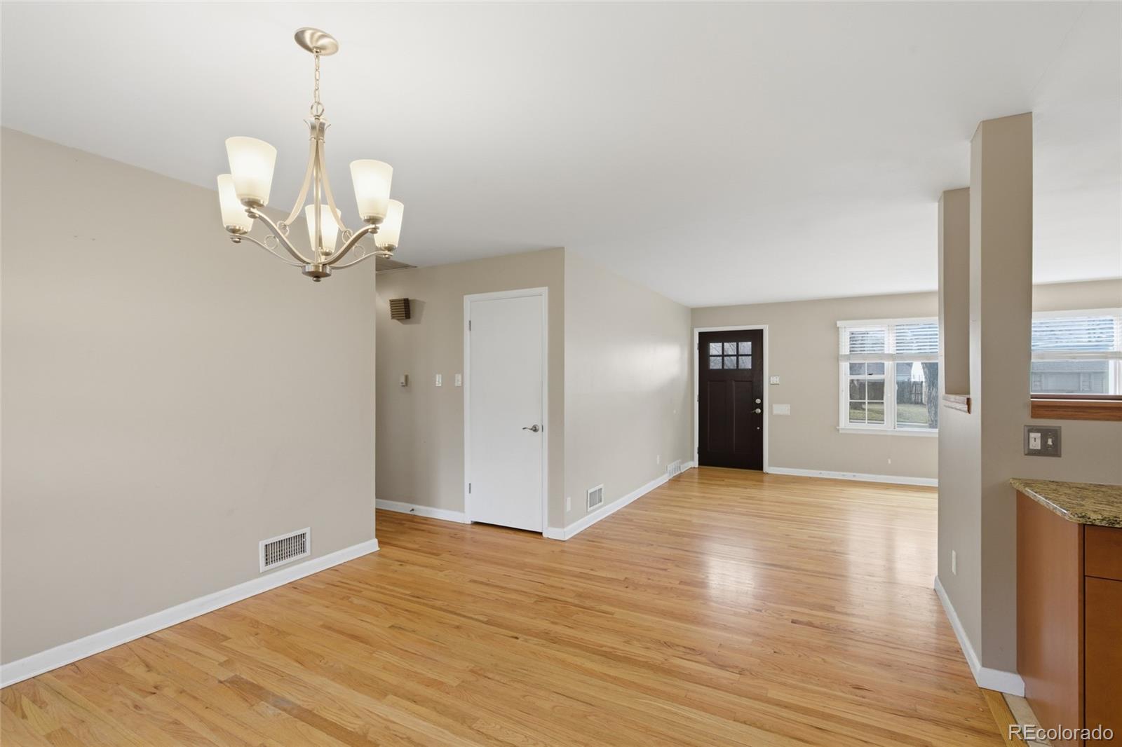 5136 South Washington Street Littleton, CO 80121 - Photo 11 of 37