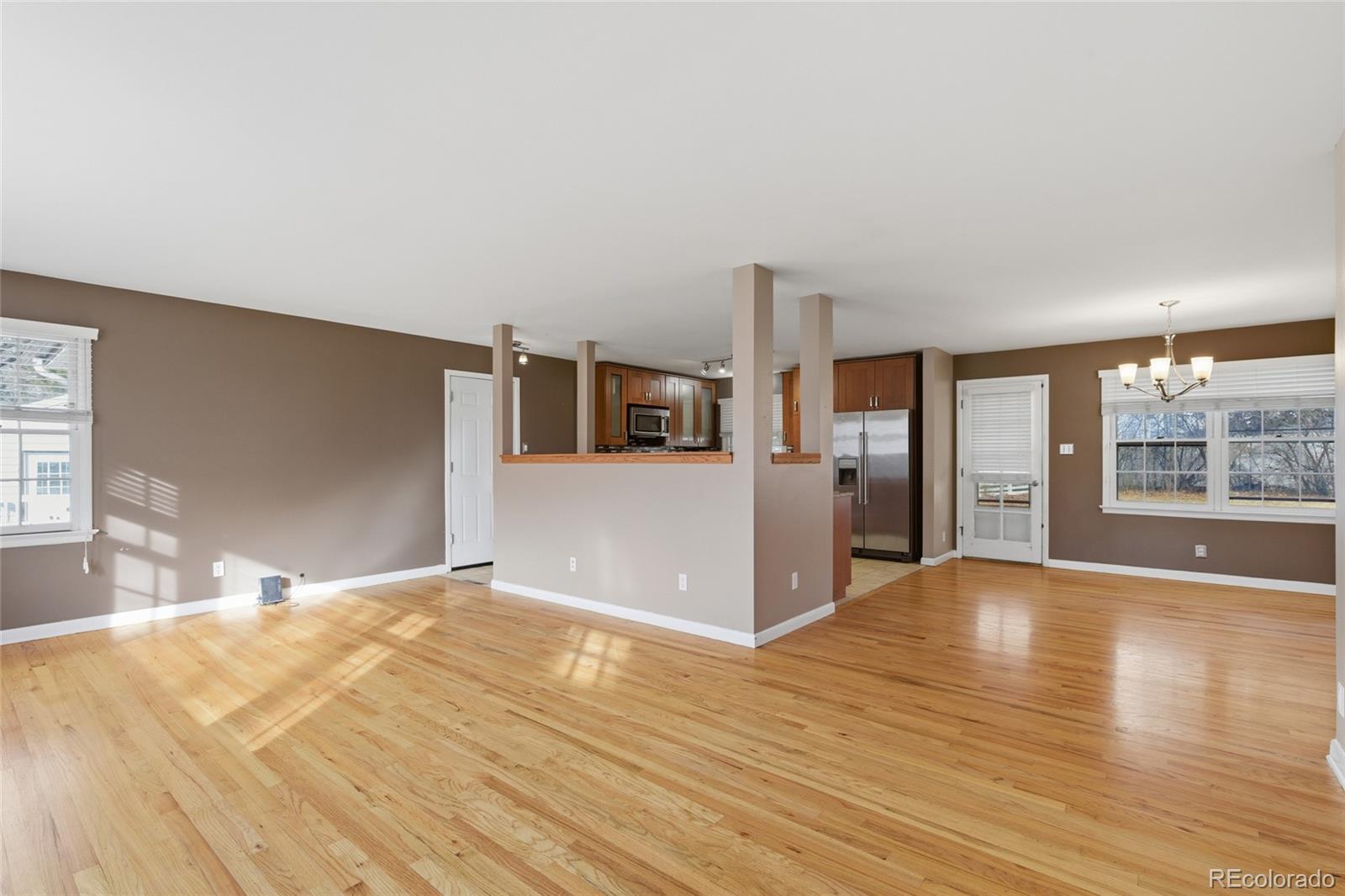 5136 South Washington Street Littleton, CO 80121 - Photo 4 of 37