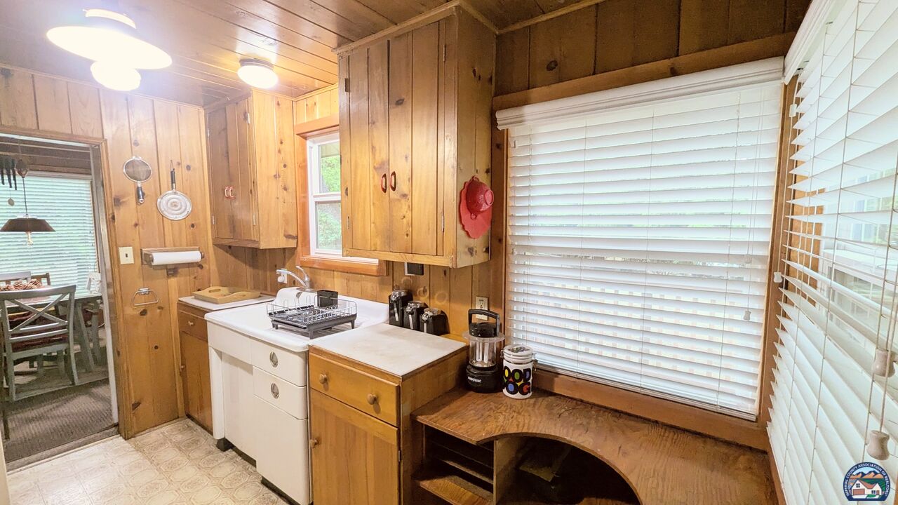 25125 Rim Rock Road Idyllwild, CA 92549 - Photo 14 of 30 Gallery Image 14