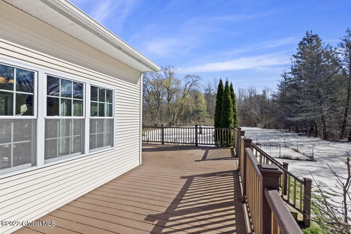 133 Ashdown Road Ballston Lake, NY 12019 - Photo 28 of 29 47-MW2_9668