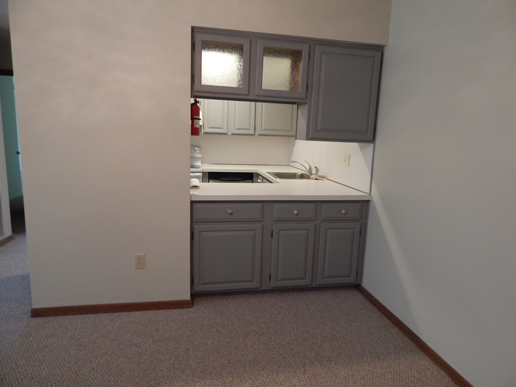 340 Sunderland Road, Unit 36G Worcester, MA 01604 - Photo 4 of 19