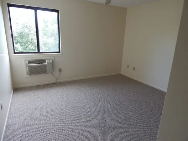 $2,190 | 340 Sunderland Road, Unit 36G, Worcester, MA 01604