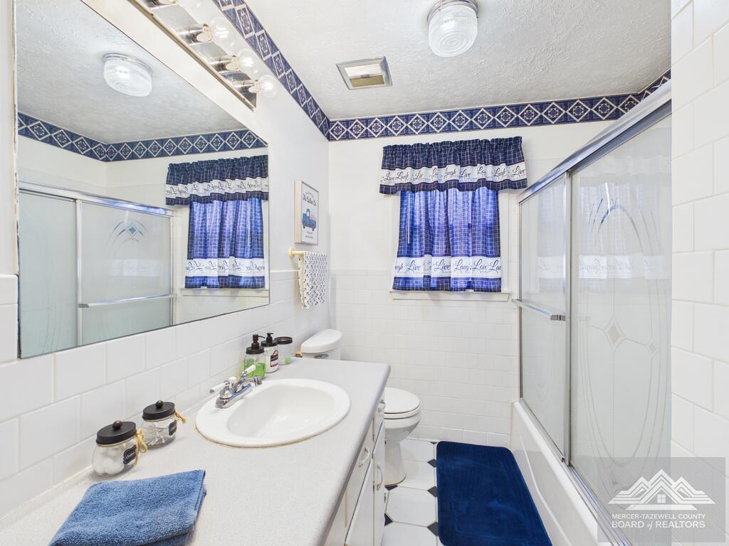 403 Ridgeway Drive Bluefield, VA 24605 - Photo 27 of 32 Gallery Image 27