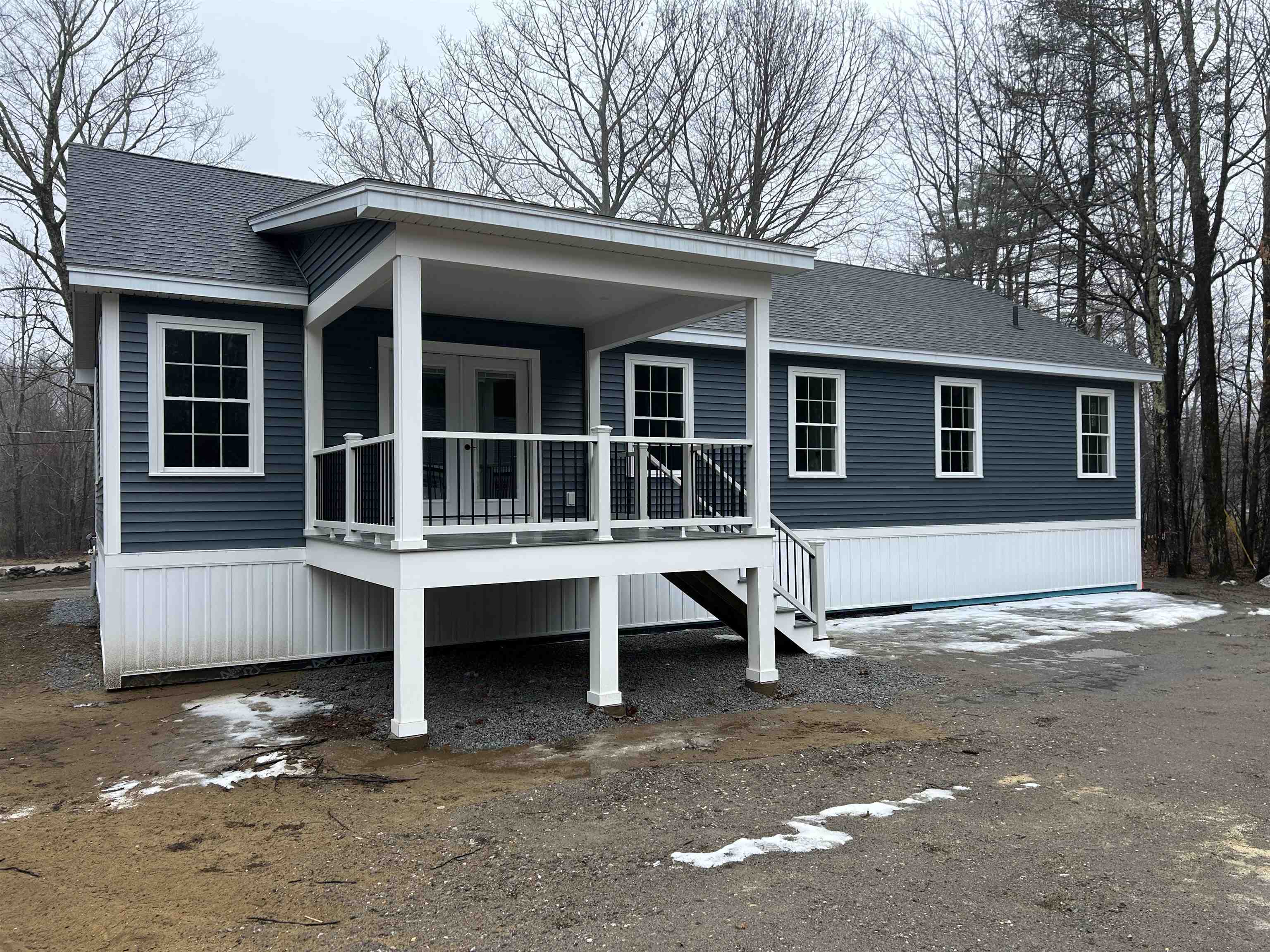 25 Ledge Road Northfield, NH 03276 - Photo 2 of 32