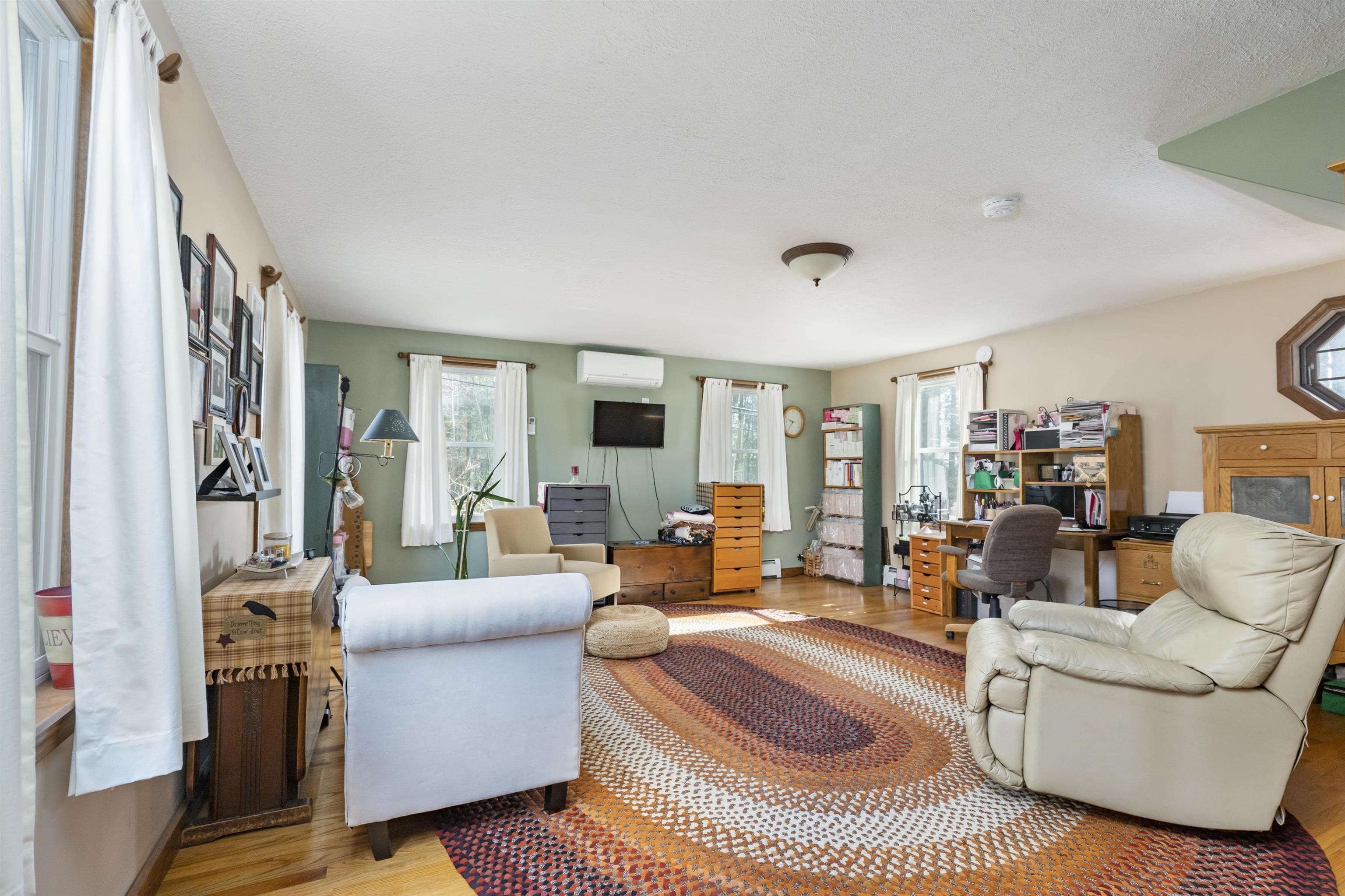 2 Derby Road Derry, NH 03038 - Photo 20 of 39
